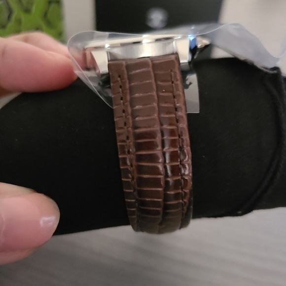 Authentic Roberto Cavalli Watch - Picture 7 of 7